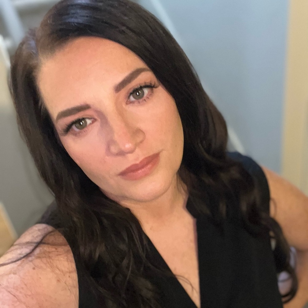 Meet your Posher, Kelie